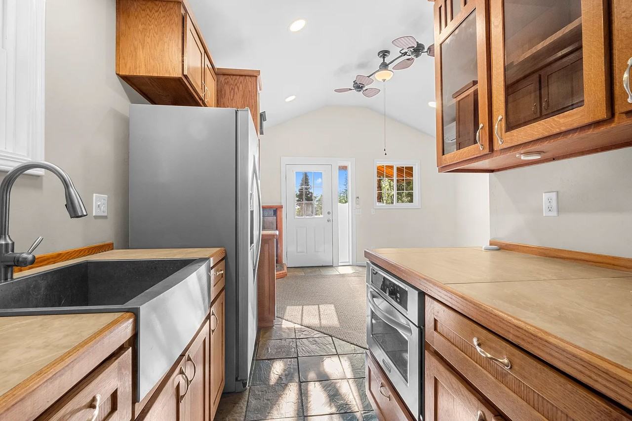 4422 Up Chick St #NA - Photo 6 of 17