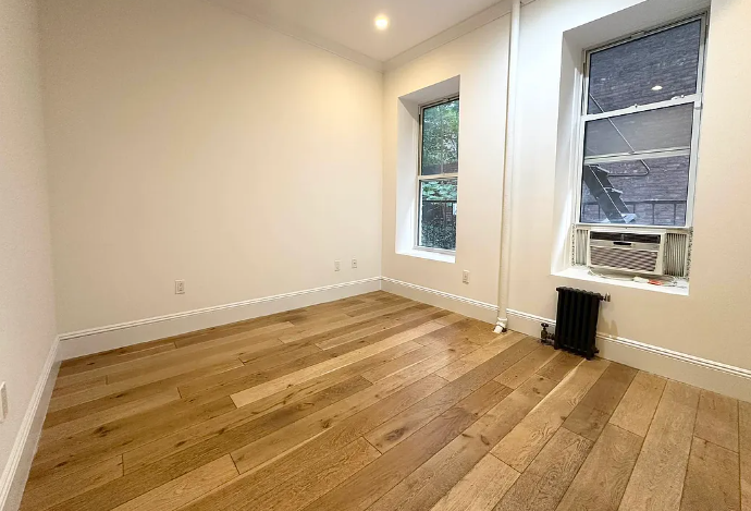 338 E 85th St #5 - Photo 2 of 9