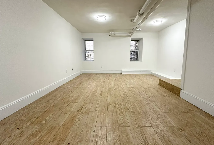 338 E 85th St #5 - Photo 6 of 9