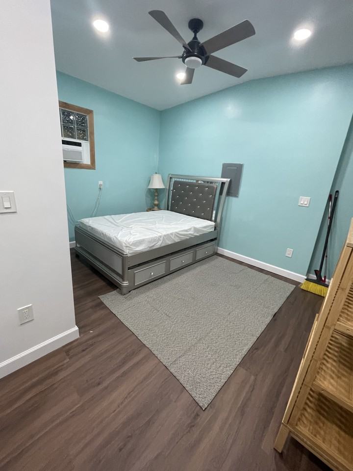 1126 Nw 1st Ave #A - Photo 5 of 10