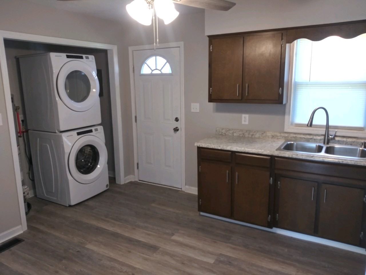 213 Diamond St #213 - Photo 3 of 7