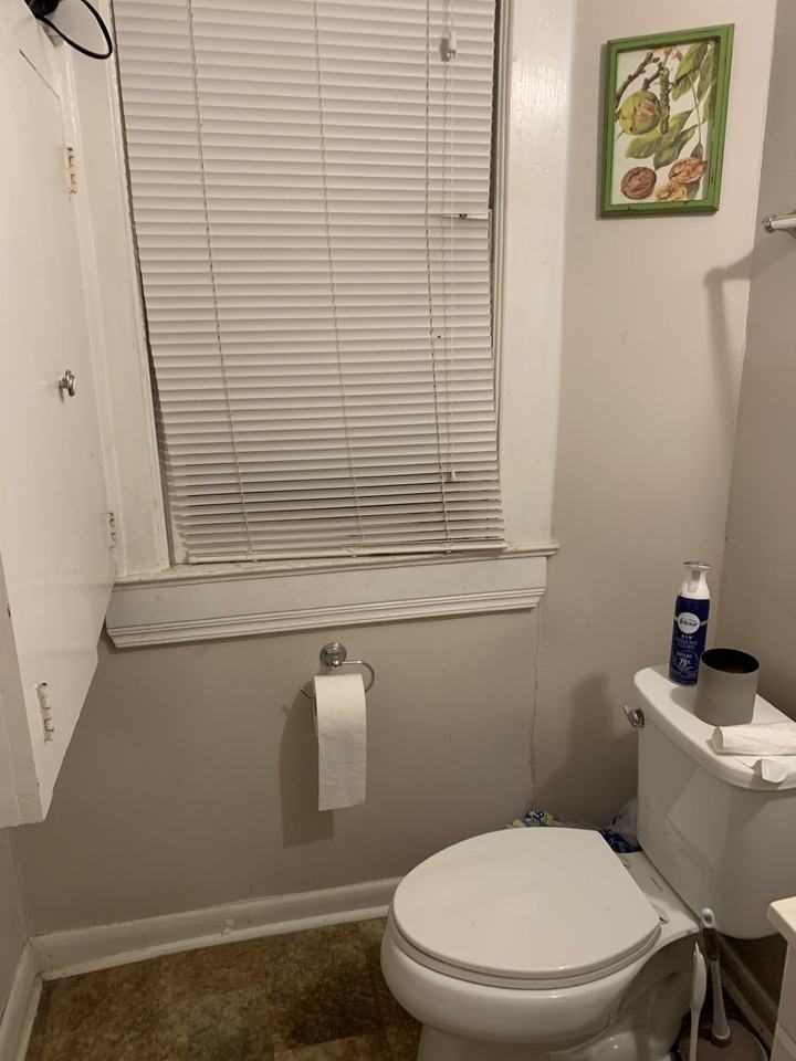 115 Crafton Street Southwest #A - Photo 6 of 11