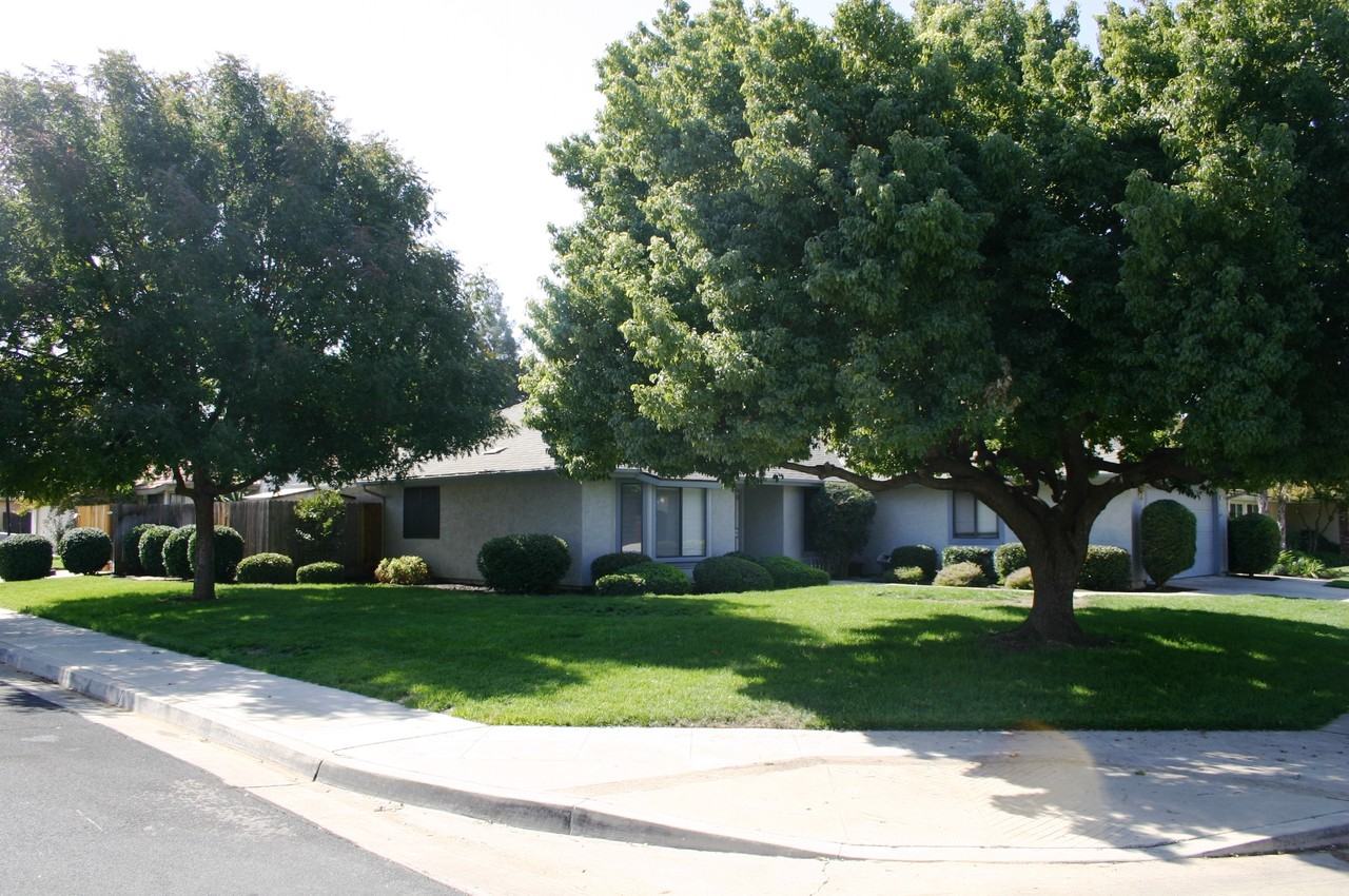 2550 Finchwood Ave #NA - Photo 2 of 13