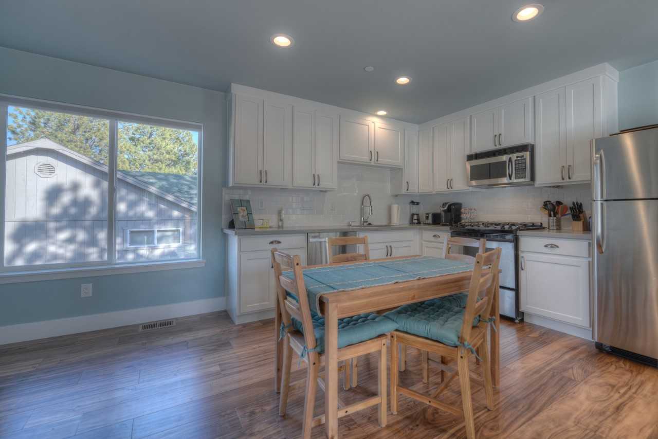 16062 Glenshire Dr #NA - Photo 3 of 14