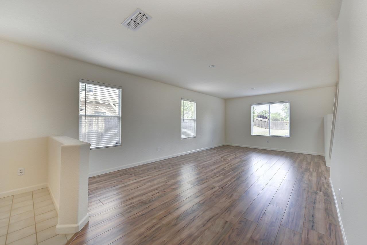 10933 Wethersfield Dr #NA - Photo 3 of 6