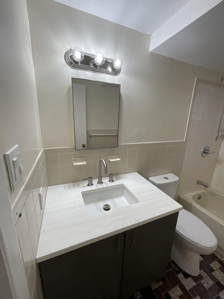 135 Carolina Ave #NA - Photo 3 of 9