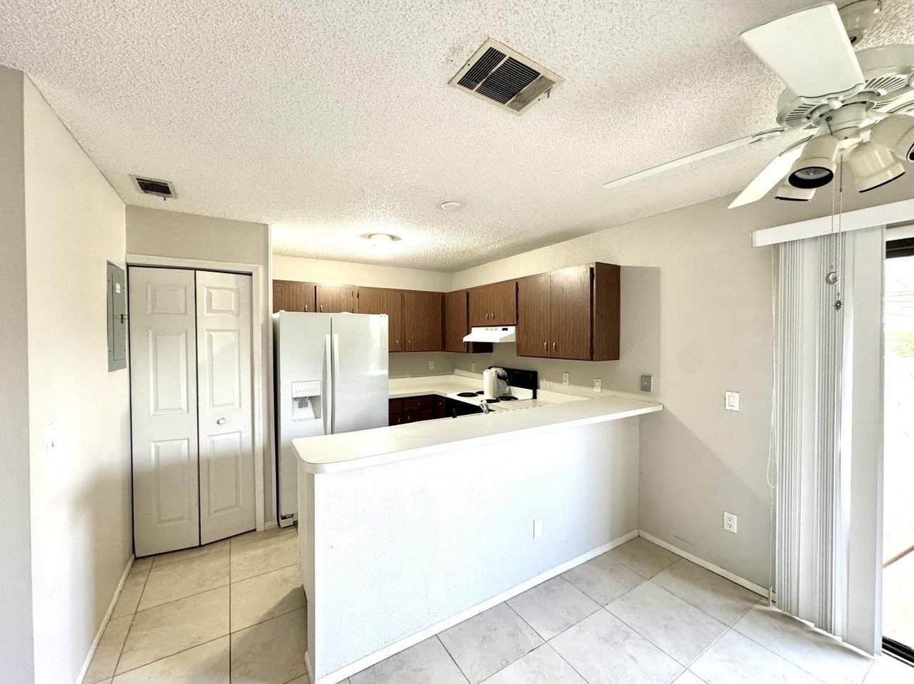 Sheafe Ave Ne #NA - Photo 2 of 5