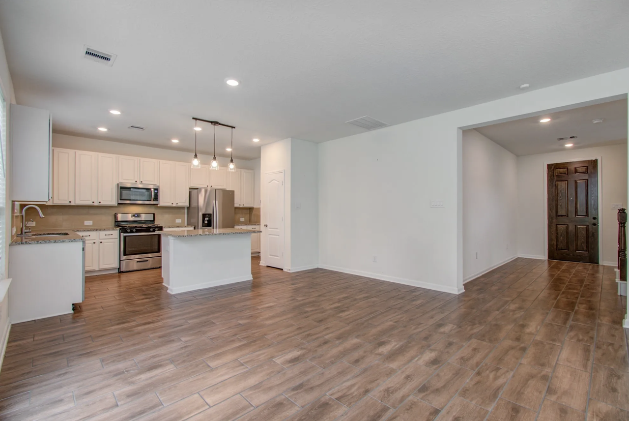 2107 Parnevik Pl #NA - Photo 5 of 37