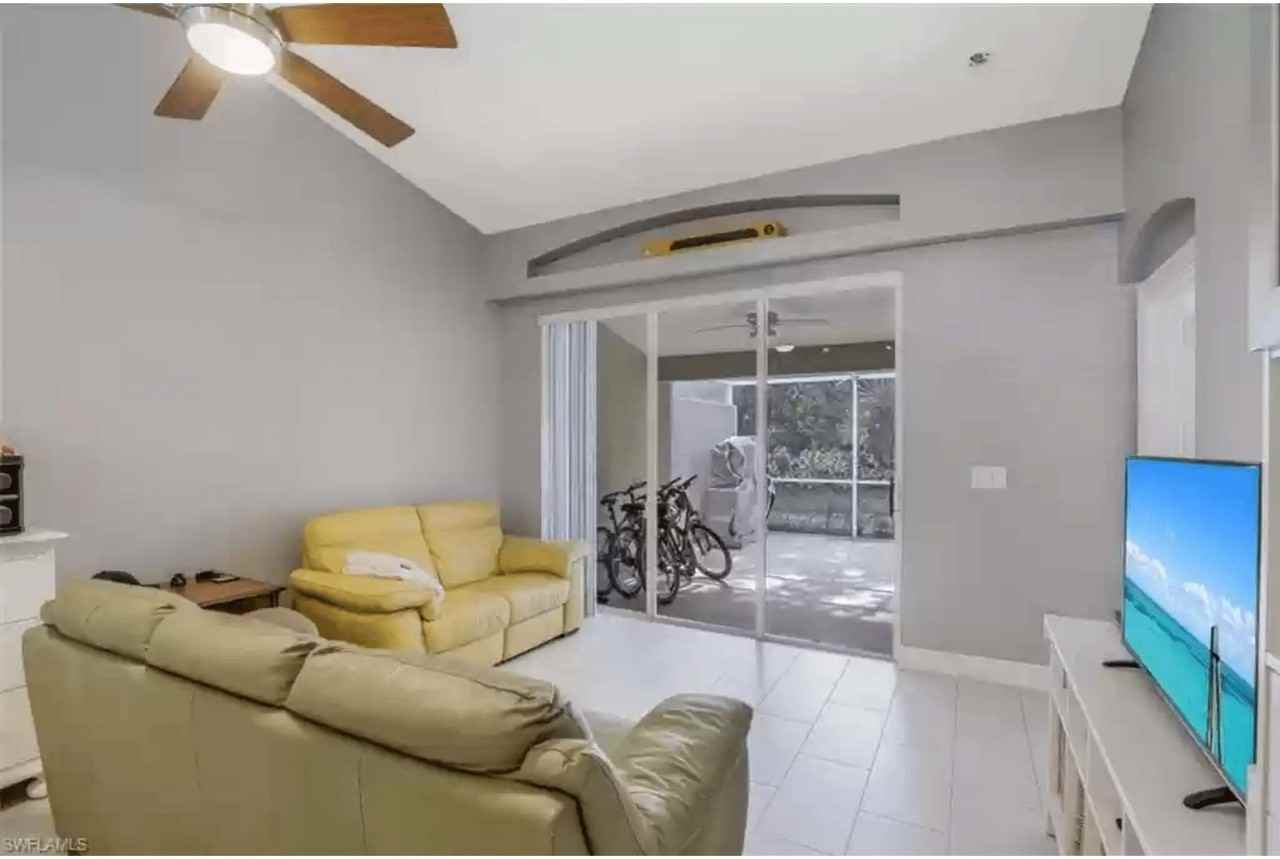 8511 Ibis Cove Cir #NA - Photo 2 of 17
