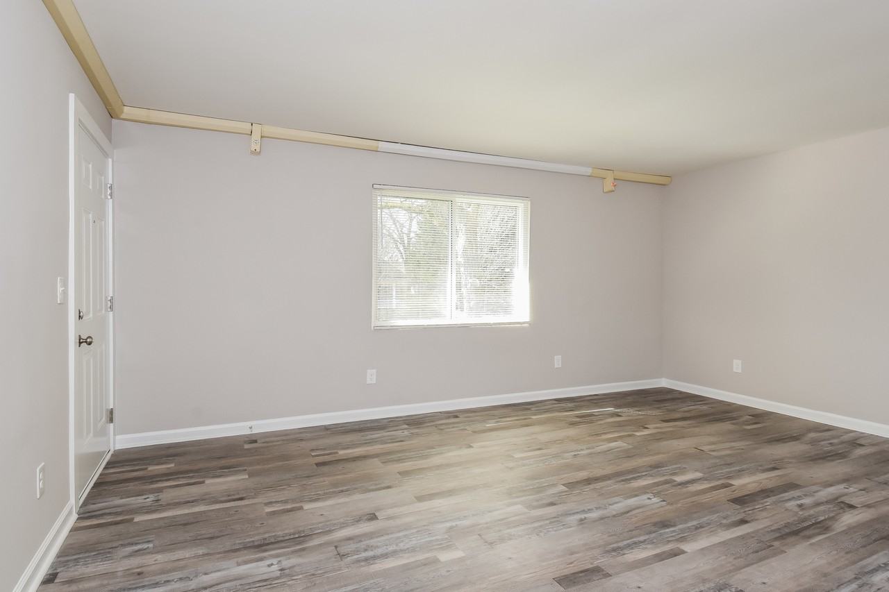 3586 Jackson St #B2 - Photo 3 of 18