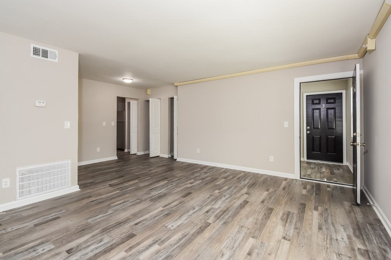 3586 Jackson St #B2 - Photo 4 of 18