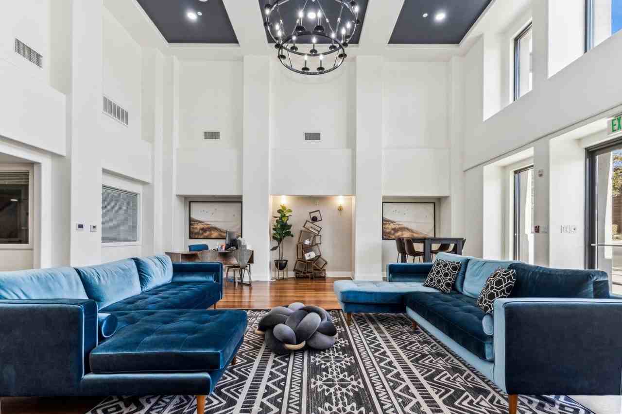 Meridian Place Apartment Homes - Photo 7 of 24