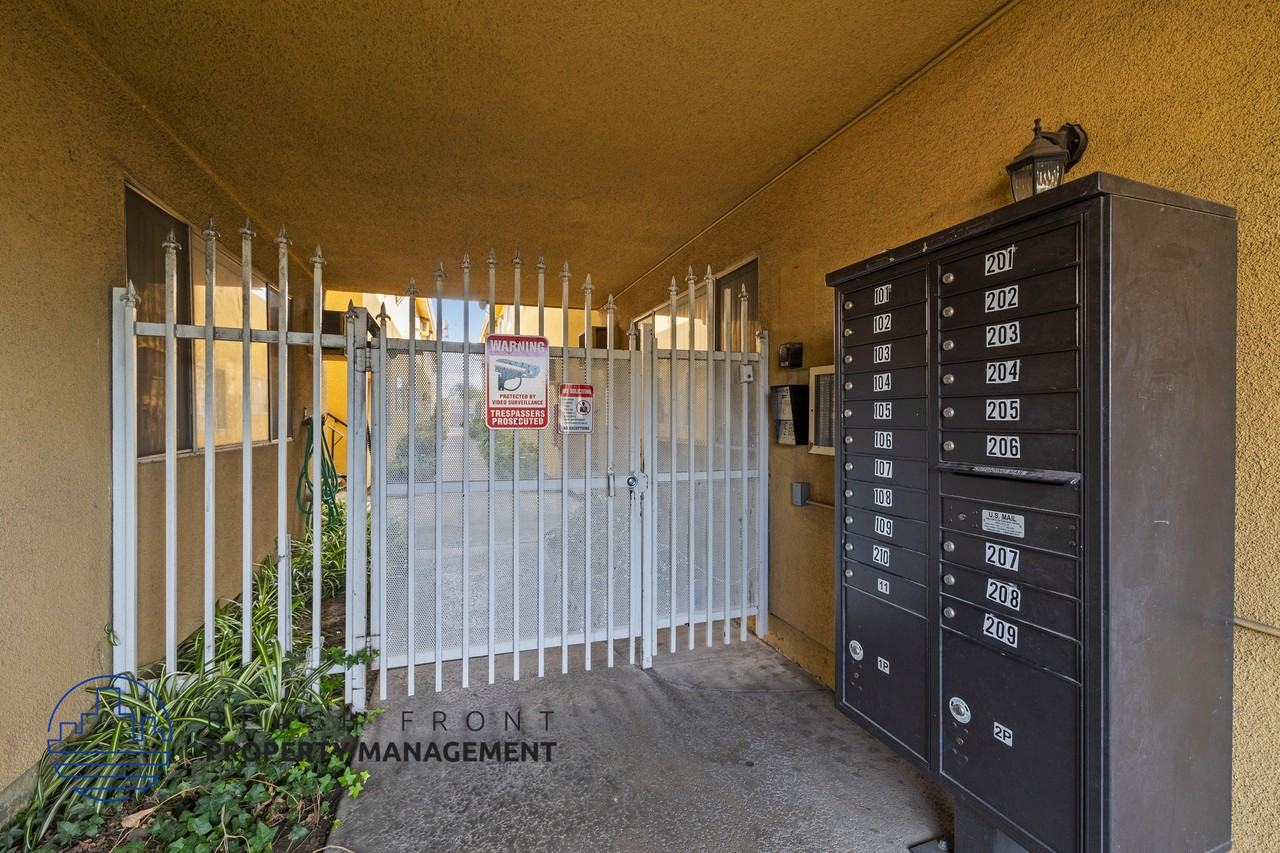 11714 Bellflower Blvd. - Photo 4 of 25