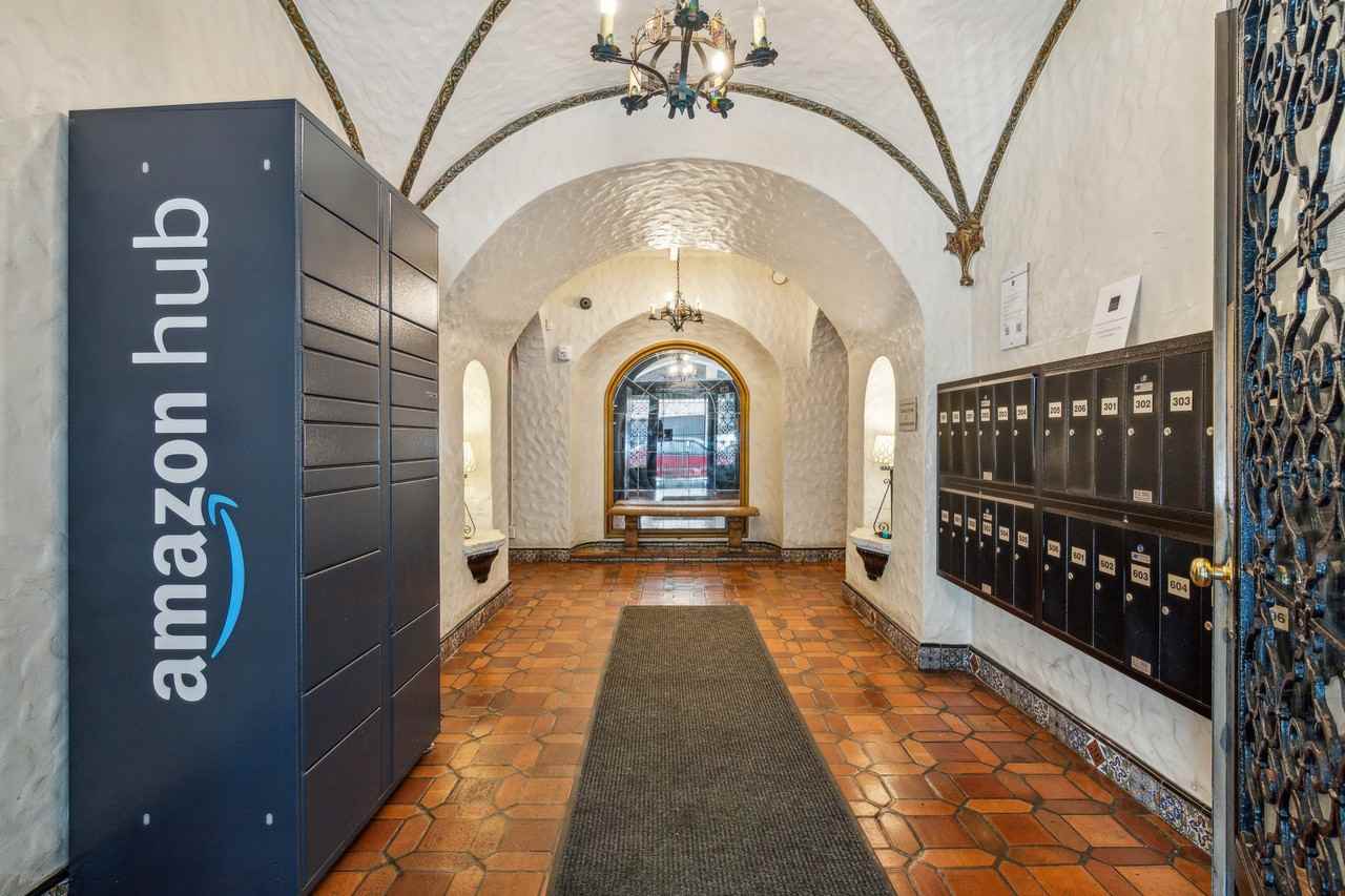 1520 Gough Street - Photo 3 of 5