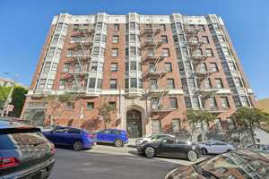 featured image of 950 Franklin St