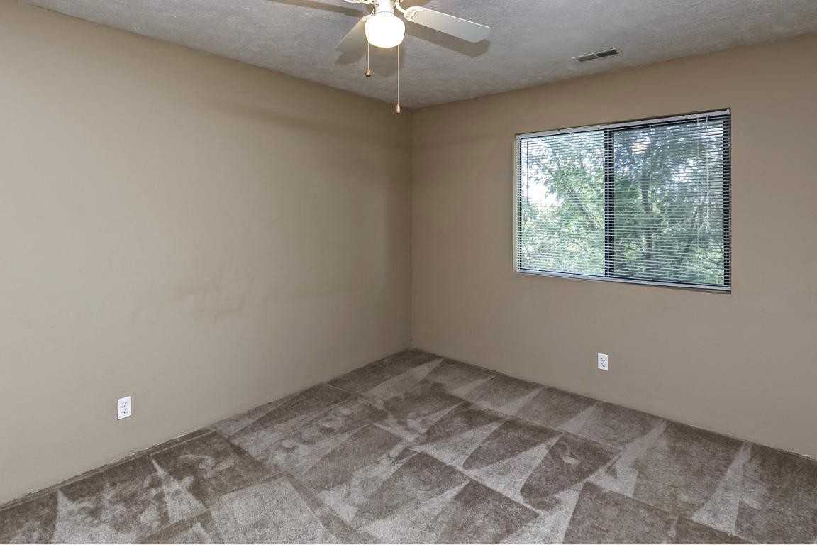 Maple View Apartments - Photo 7 of 23