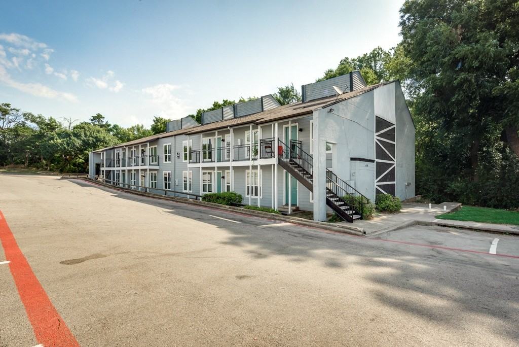 Mill House Apartments - Photo 4 of 148