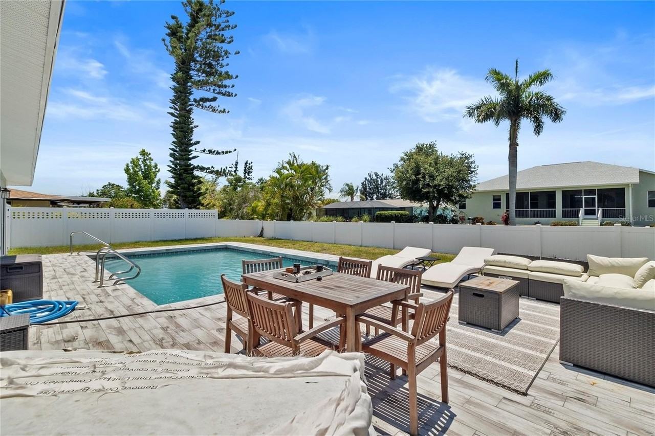 60 Golfview Rd - Photo 6 of 27