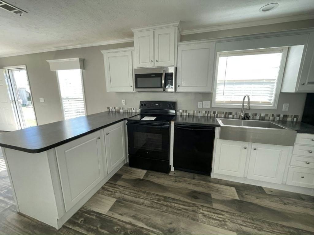 12 Harbor Cove Court #0012 - Photo 3 of 18