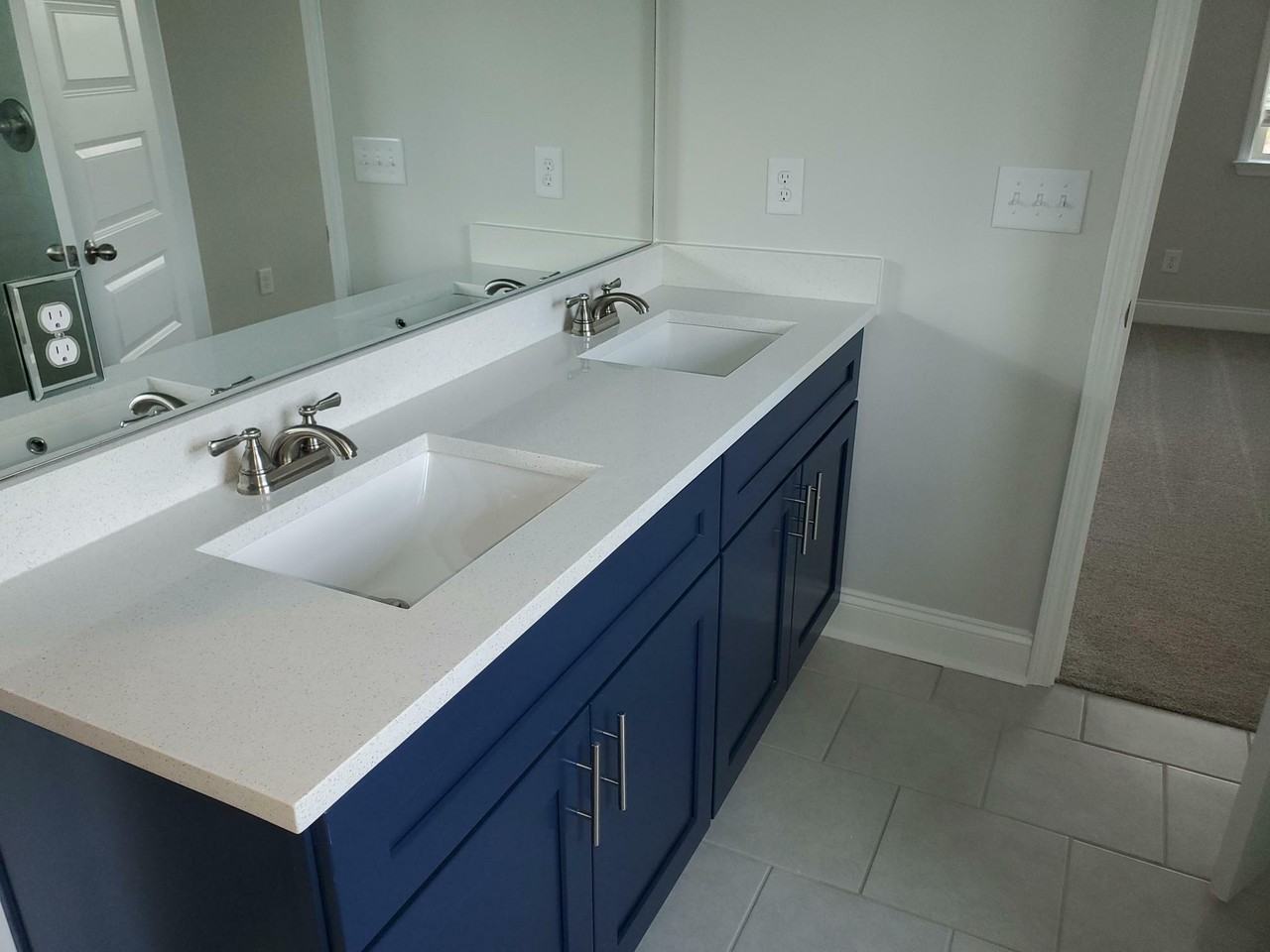 1117 Sunny Valley Ln - Photo 2 of 10