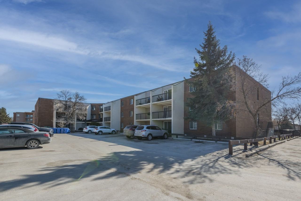 Garden Gate Apartments - Photo 3 of 6