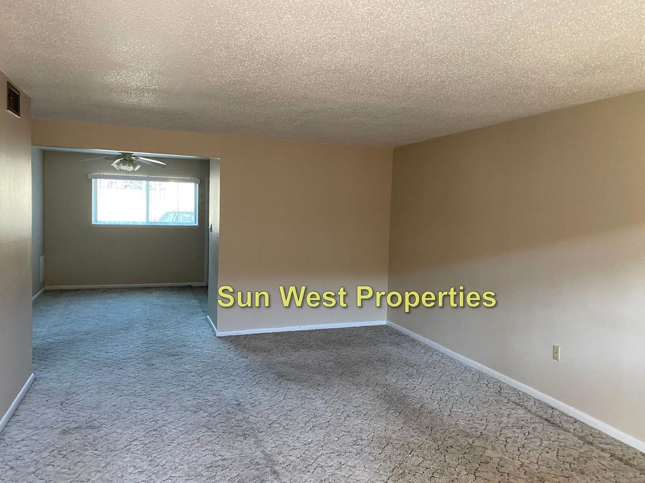 Dustin Ave. N. 2400 - Photo 2 of 22