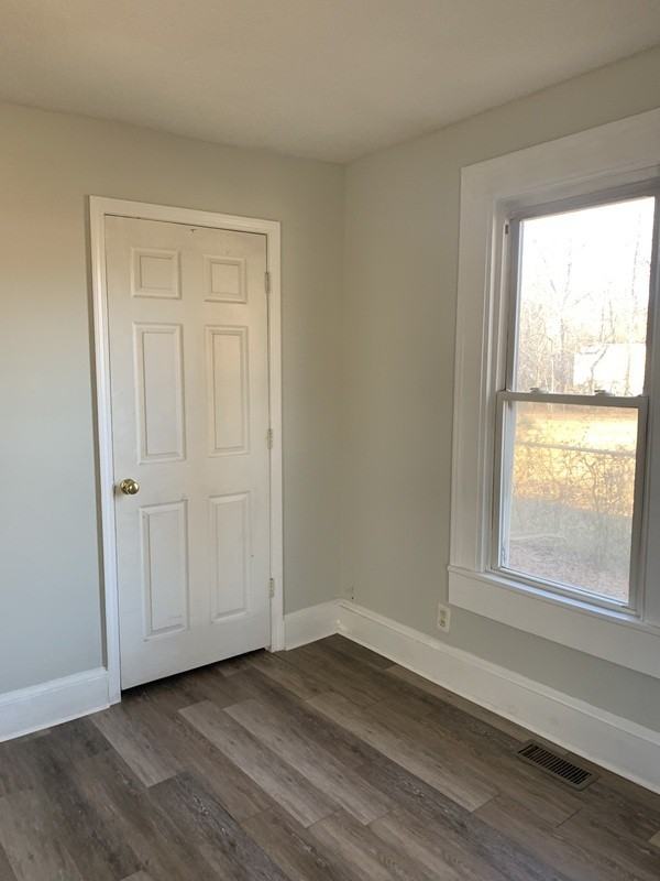 401 Grace St - Photo 2 of 8