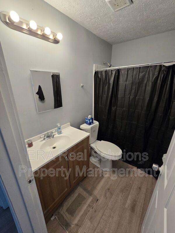 598 Racine Ave - Photo 2 of 22