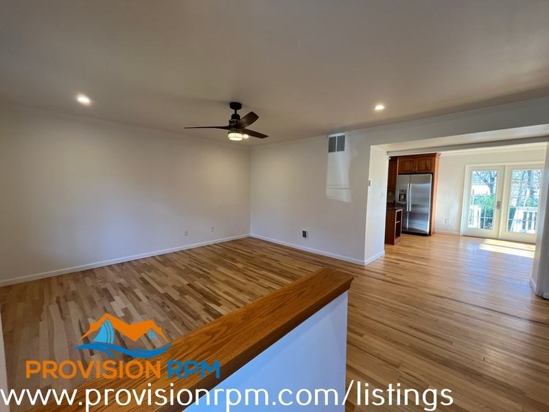 8305 Brightview Ct - Photo 4 of 30