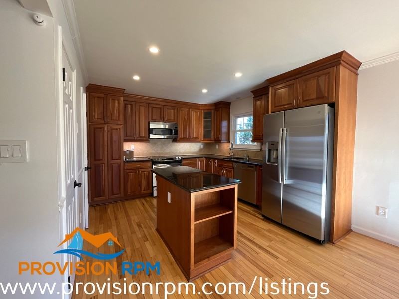 8305 Brightview Ct - Photo 6 of 30