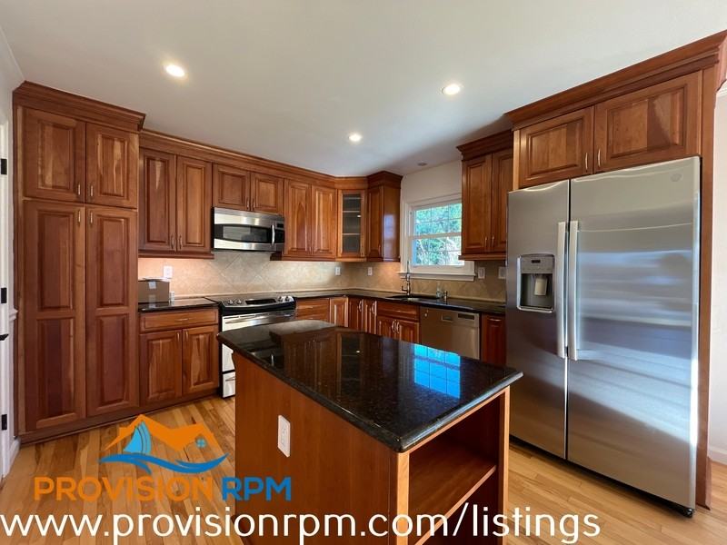 8305 Brightview Ct - Photo 7 of 30