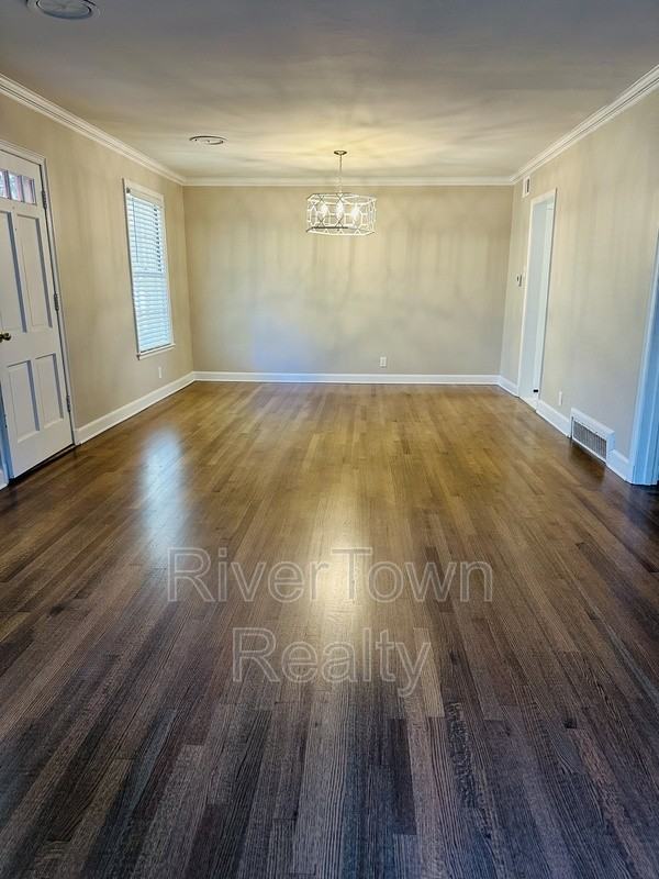 2729 Central Ave - Photo 2 of 16