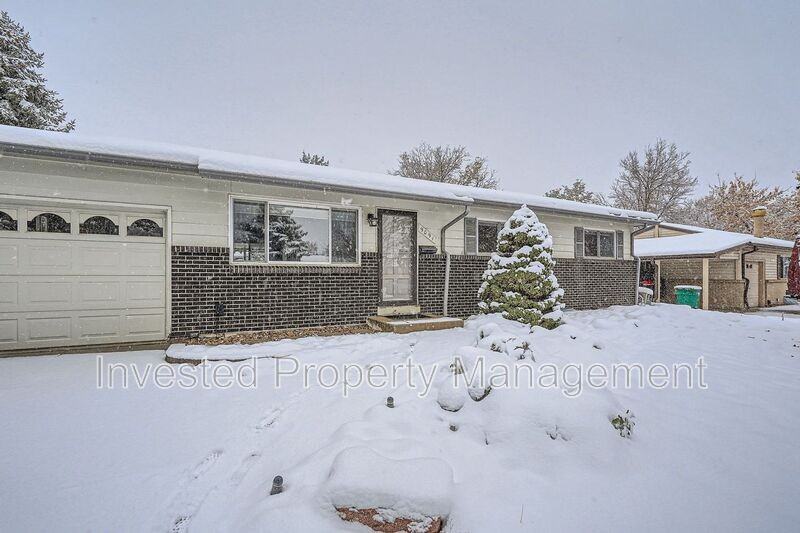 9091 Raleigh St - Photo 3 of 28