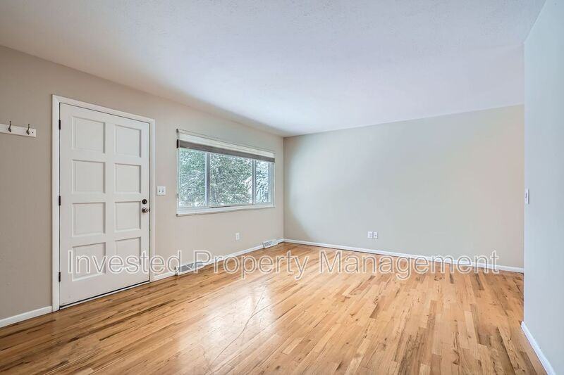 9091 Raleigh St - Photo 6 of 28