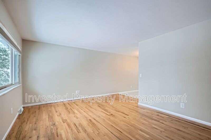 9091 Raleigh St - Photo 7 of 28