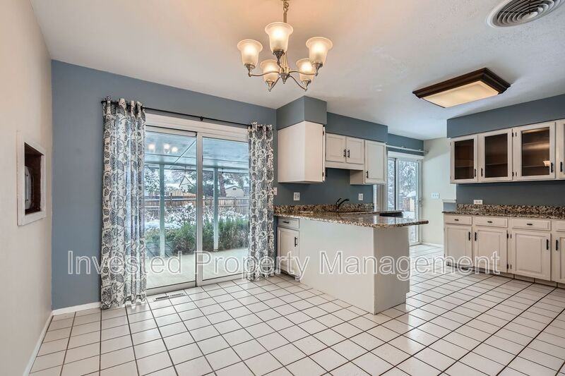 9091 Raleigh St - Photo 6 of 27