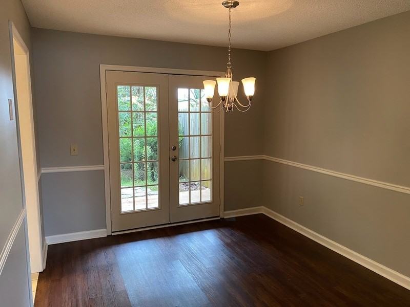 138 Cresent Cir #1 - Photo 4 of 22