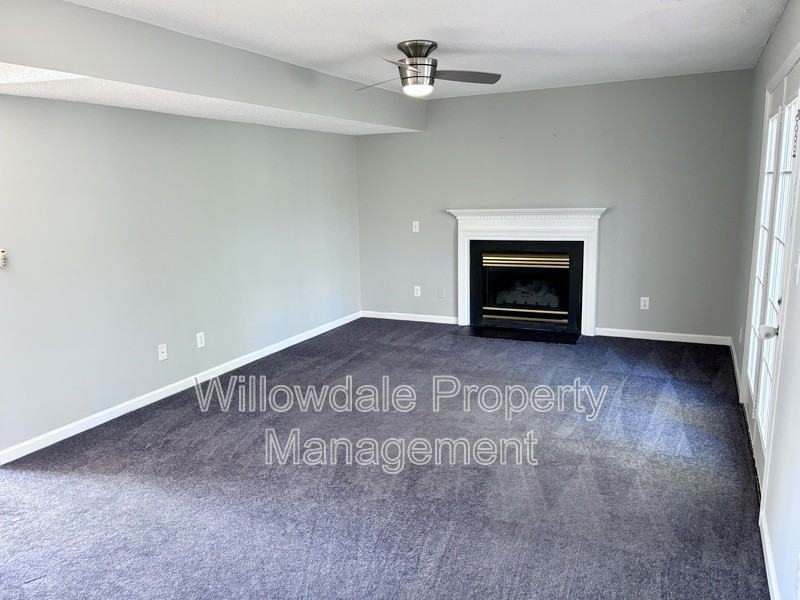 9208 Sayornis Ct - Photo 6 of 20