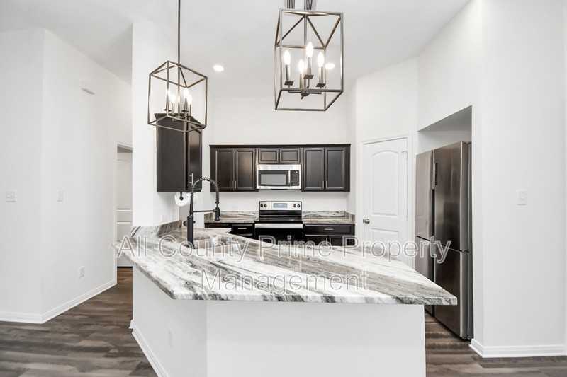 282 Brocks Ln - Photo 5 of 23