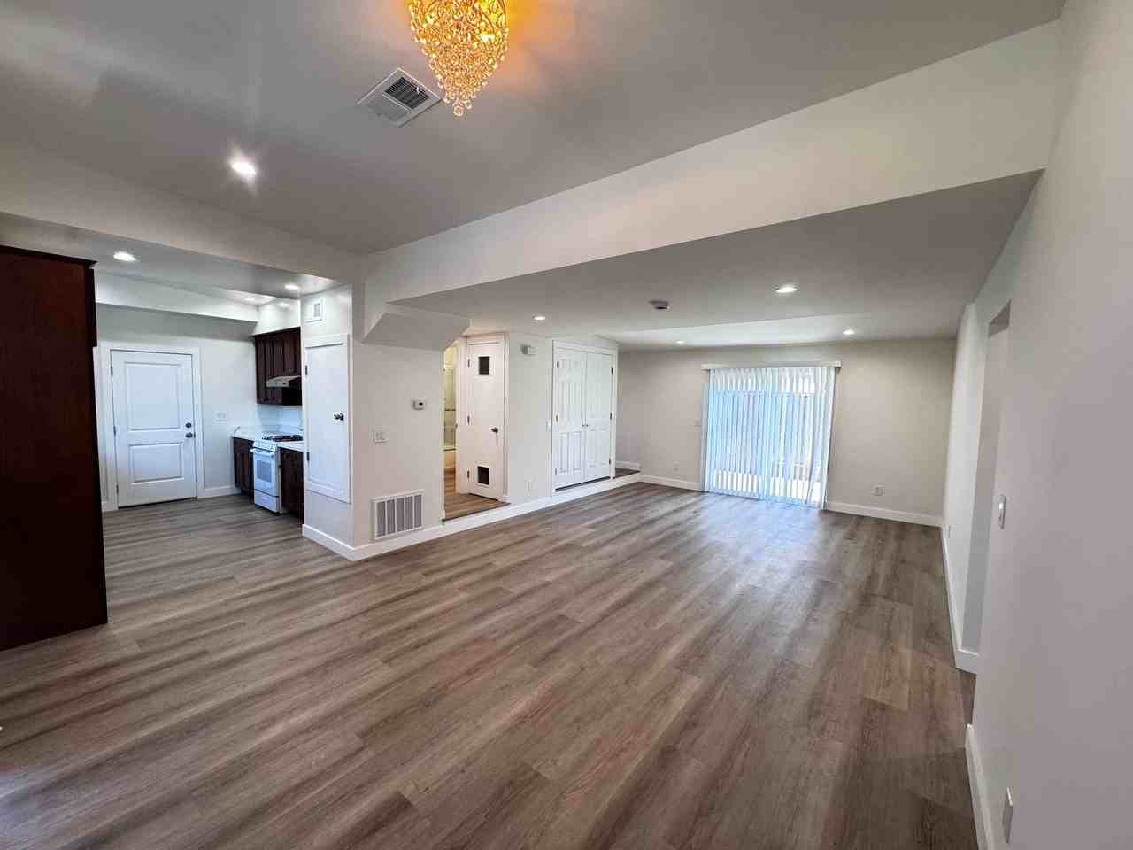 Nevada Rd Homes - Photo 4 of 42