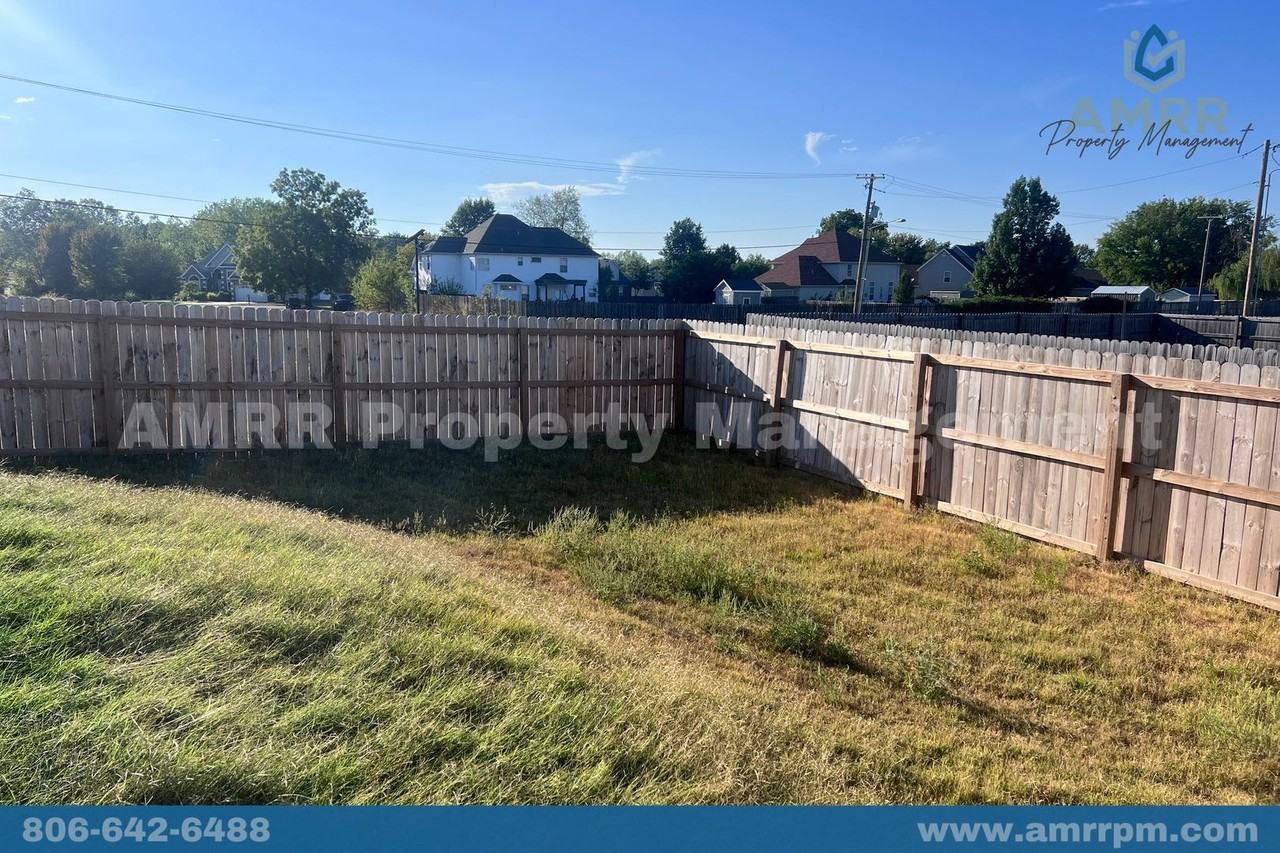 101 Anita Plz - Photo 3 of 21