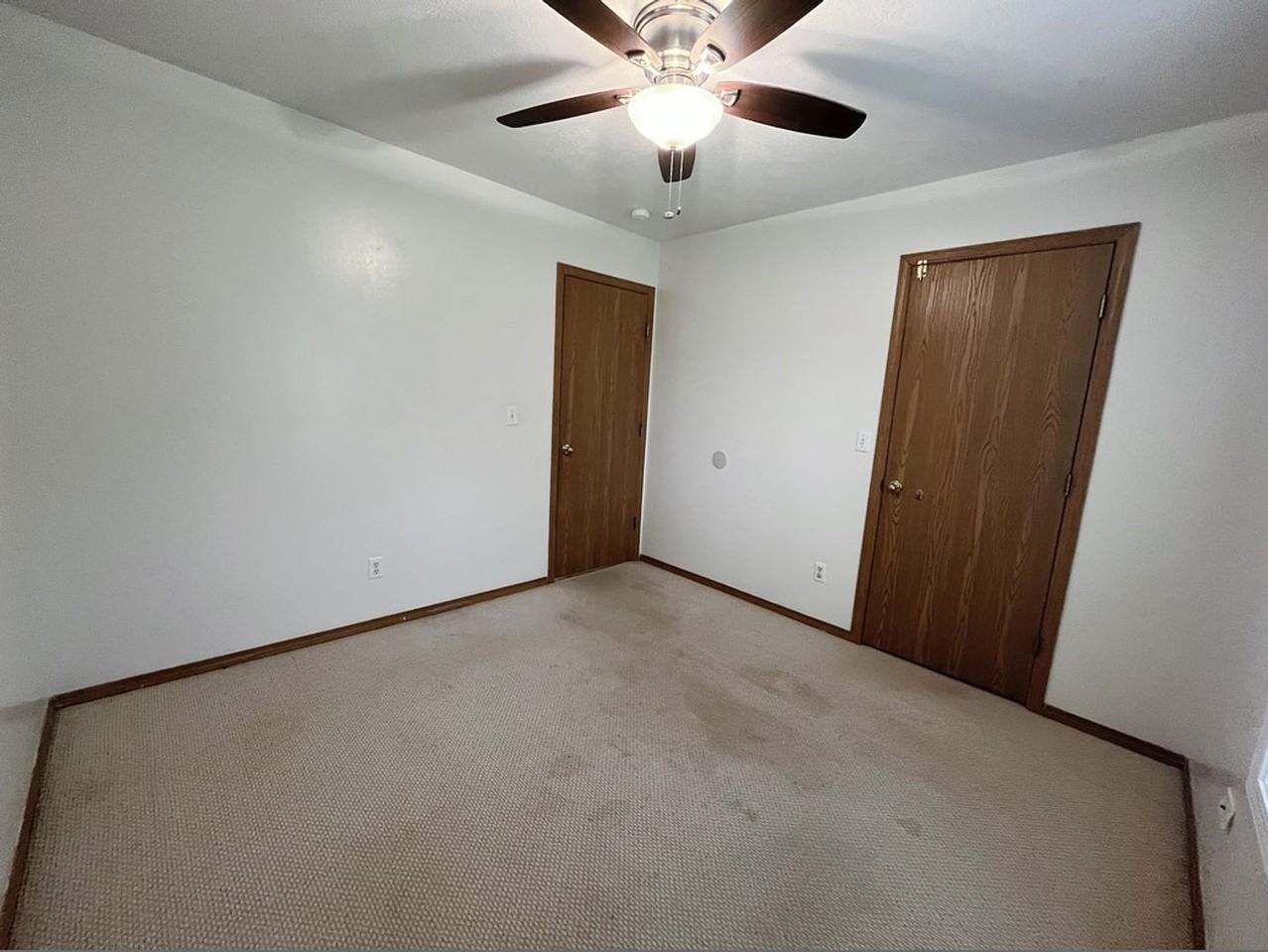 230 Eagle Cir - Photo 4 of 8