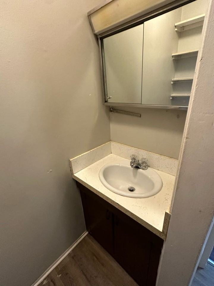 1517 West Main Street #6 - Photo 7 of 10