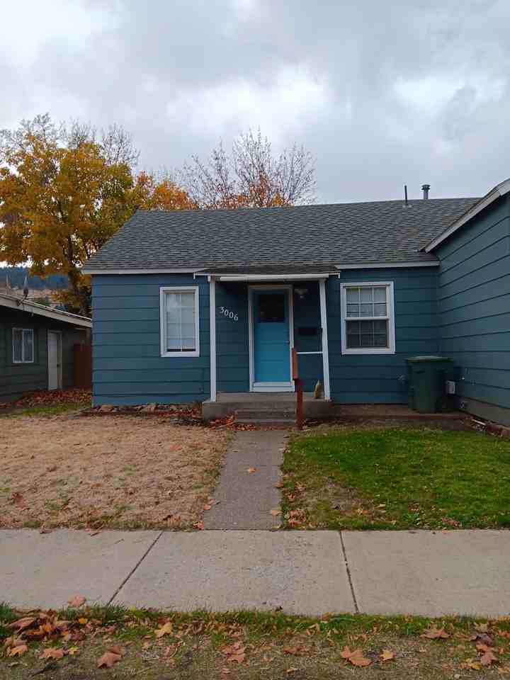 3006 N 2nd St - Photo 2 of 14