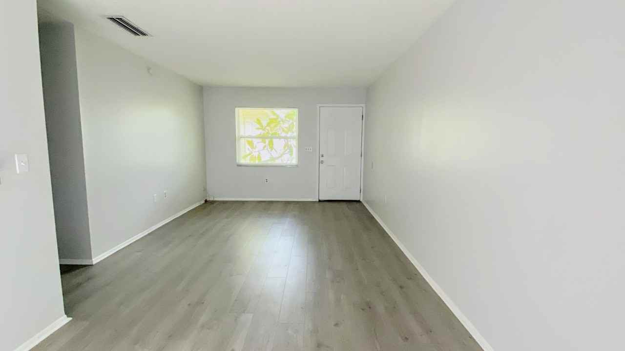 1114 Amble Lane - Photo 2 of 14