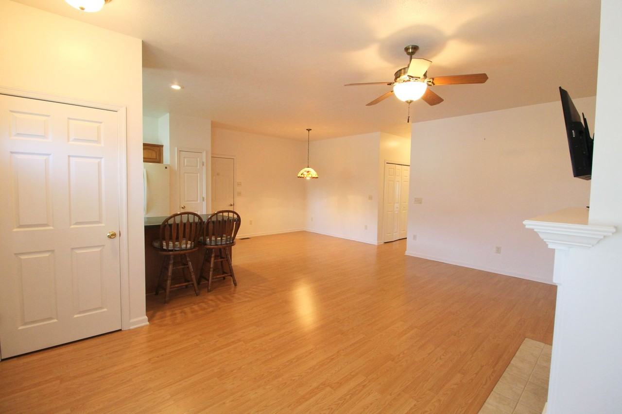 290 Ridgewood Ave - Photo 3 of 36