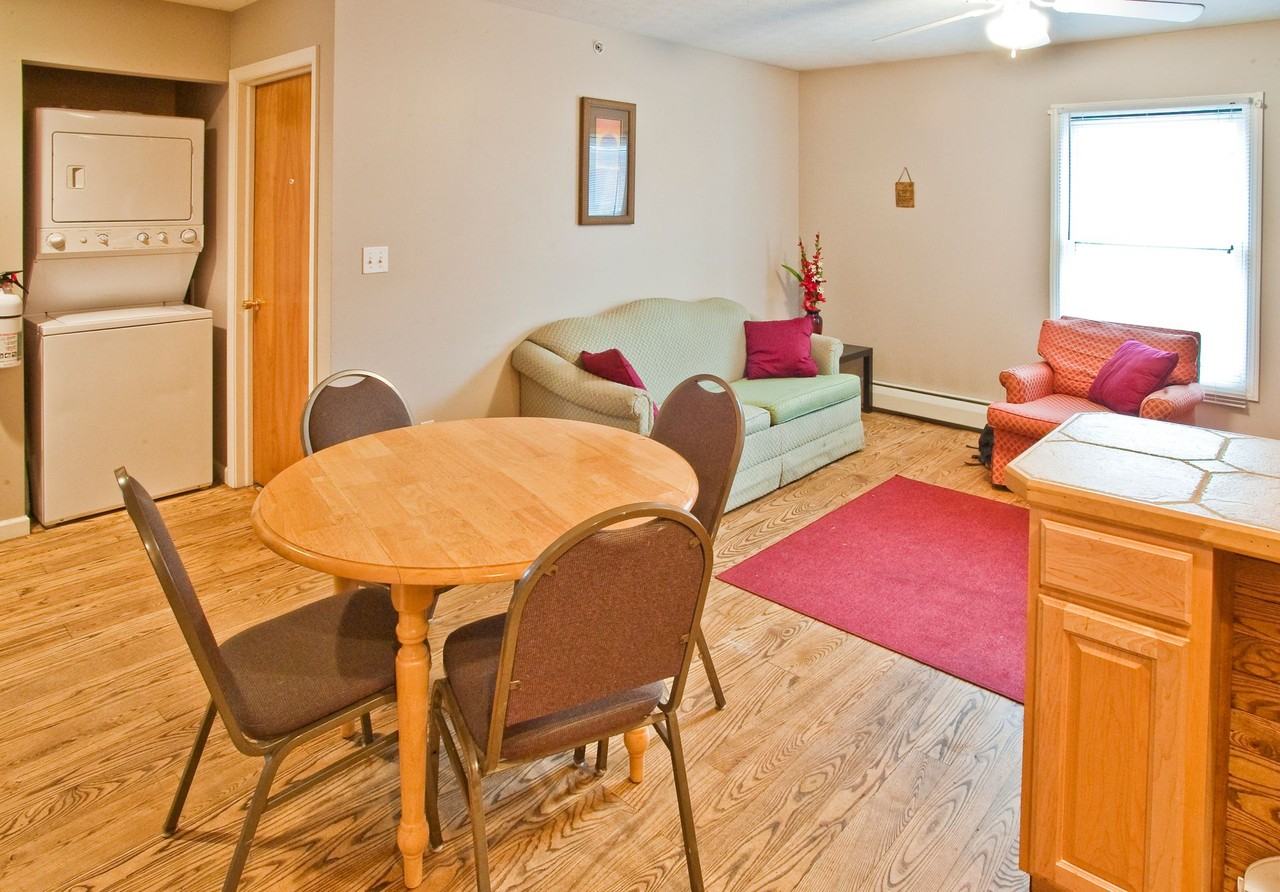 67 Bowery Street - Photo 3 of 8