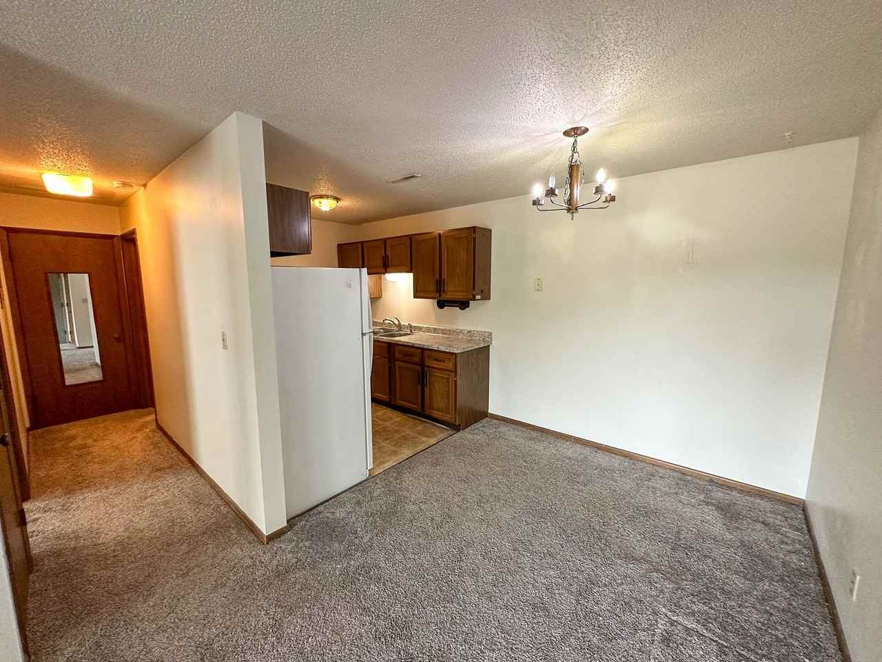 3000 Regency - Photo 7 of 38