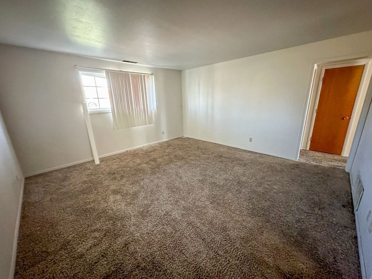 2713 Luther - Photo 5 of 35