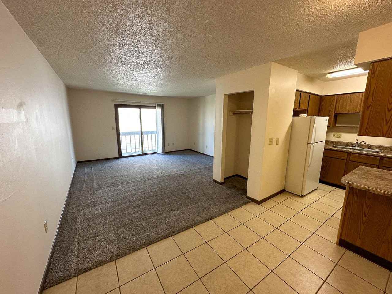 4737 Toronto Street - Photo 4 of 22